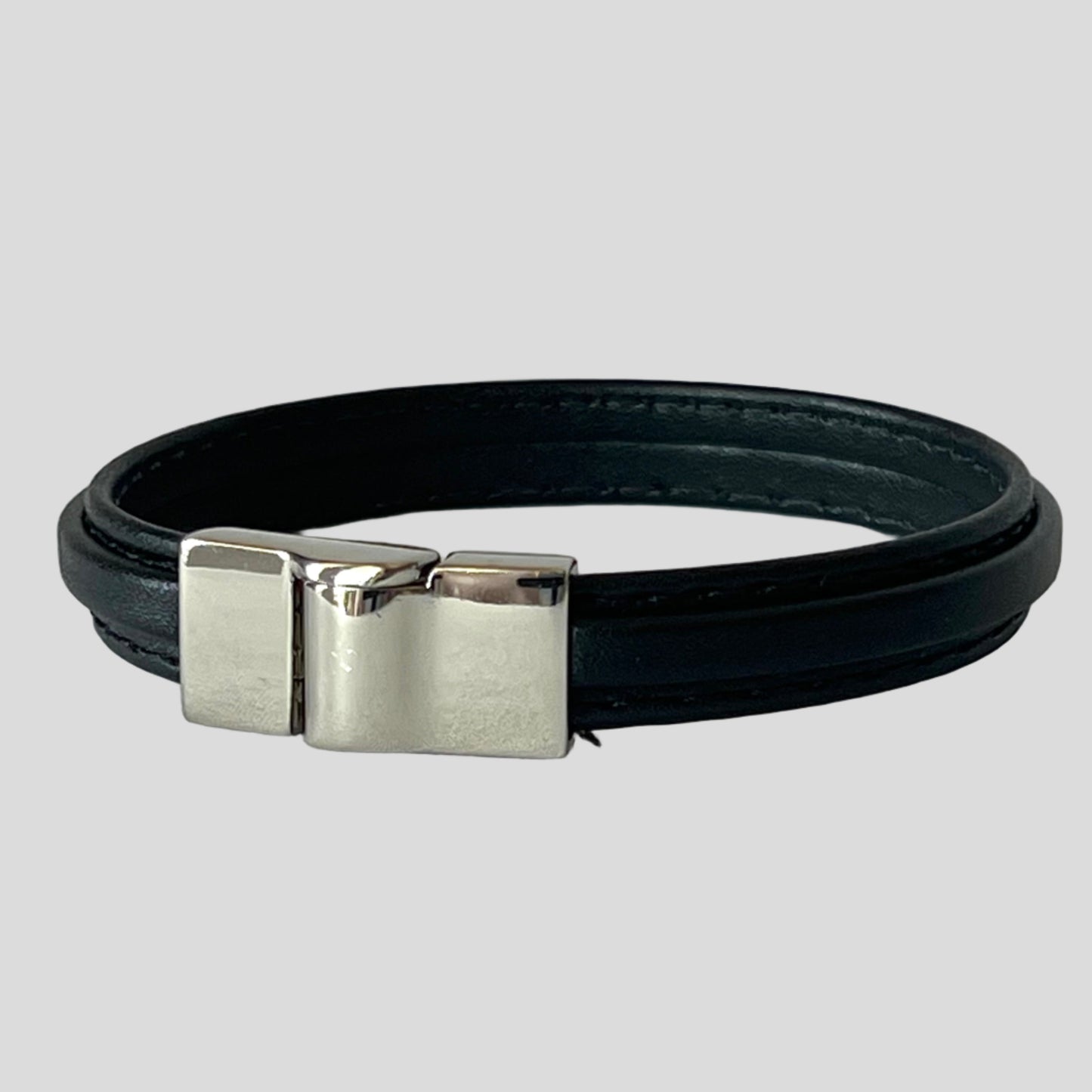 Black Leather ID Bracelet — Mário Britto