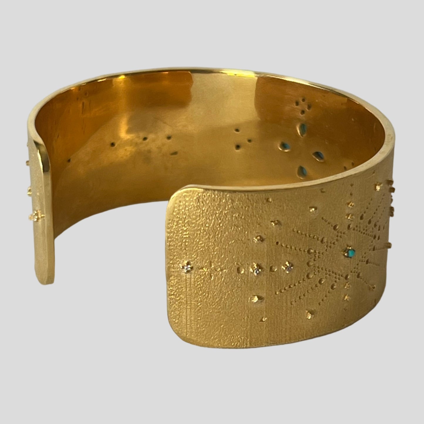 Petite Dot Cuff Bracelet - Une À Une by Rachel Guérin