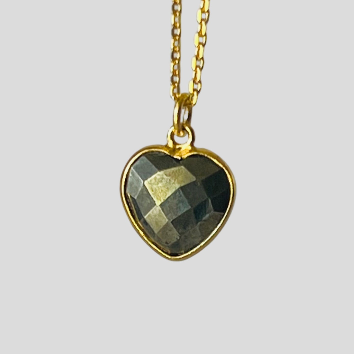 Petite Cœur Necklace - Une À Une by Rachel Guérin