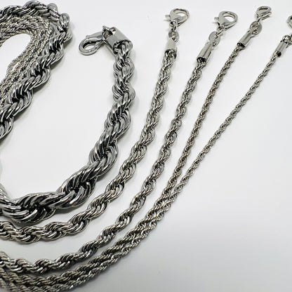The Essential Rope Chain Necklace