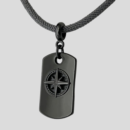 Trail Compass Tag - Mário Britto