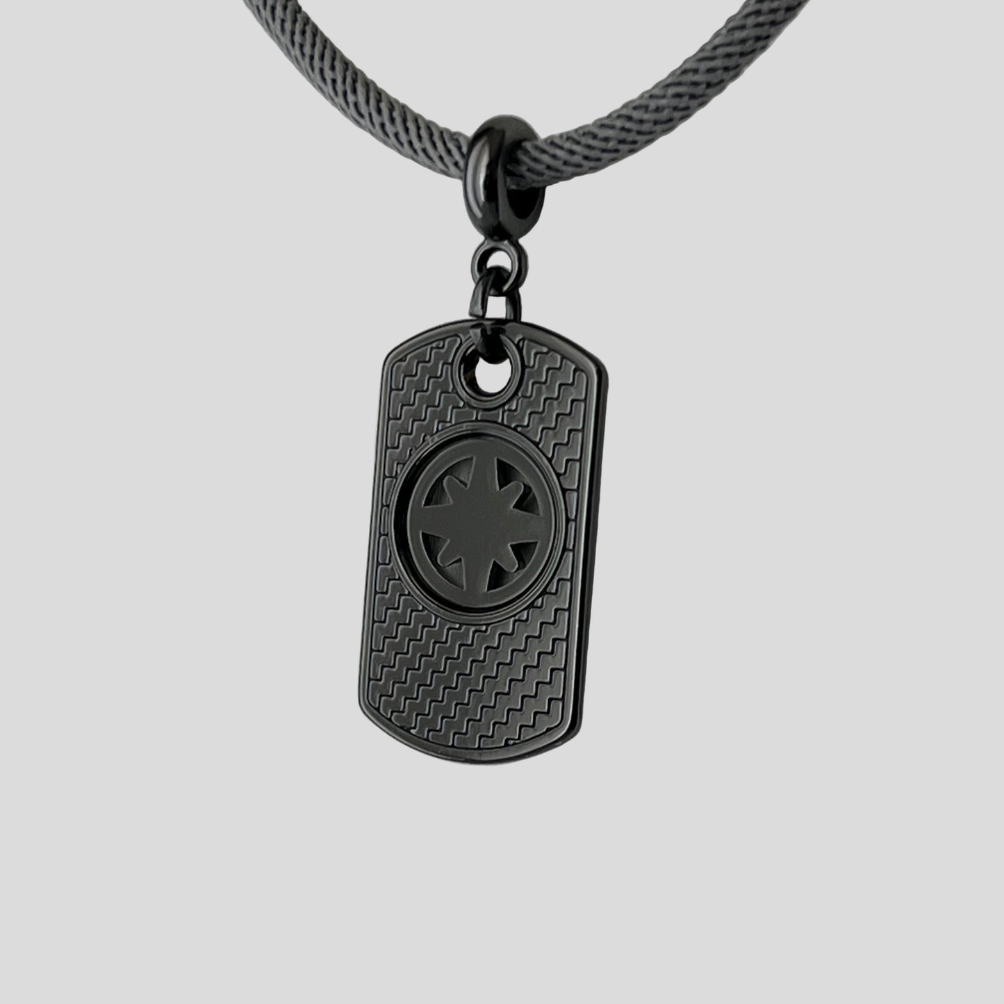 Trail Compass Tag - Mário Britto