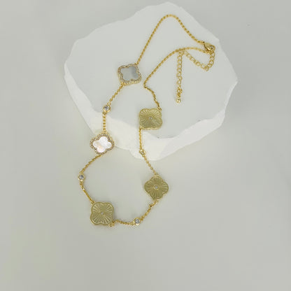 The Petal Flip Necklace