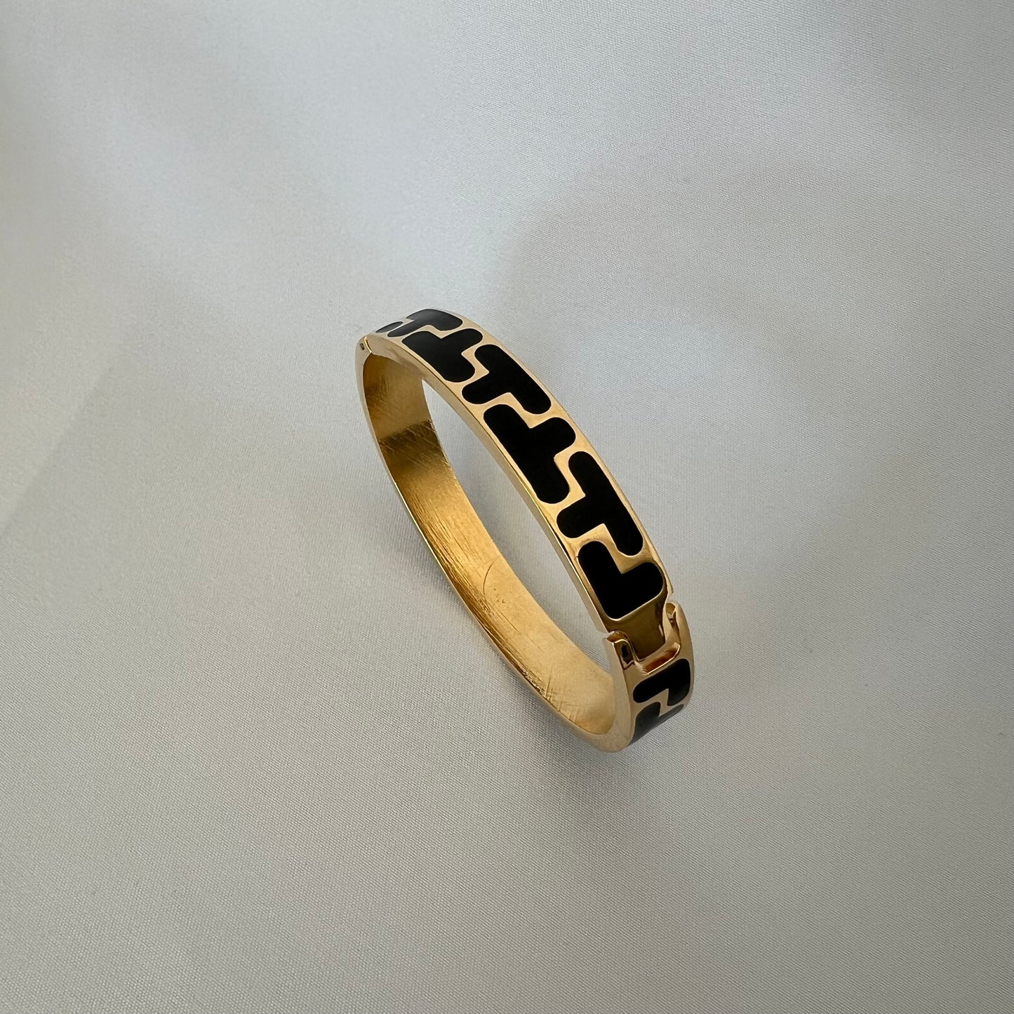 The Mini Greca Bangle