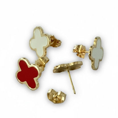 Kisses Stud Earrings
