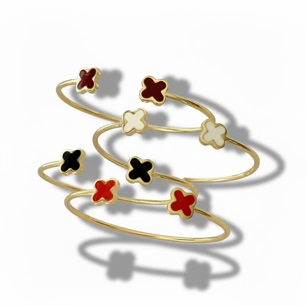 Kisses Wire Cuff Bracelet